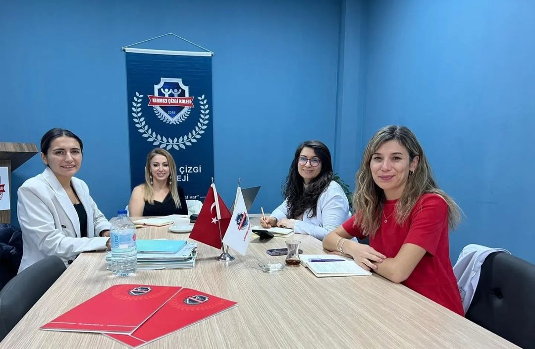 12. Sınıf öğretmenlerimiz ile bireysel toplantılarımız başladı!